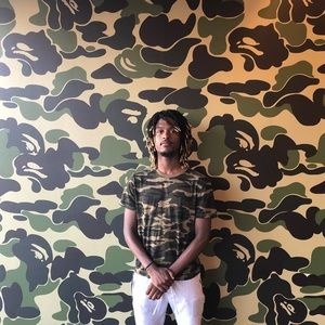 Meet your Posher, Larry